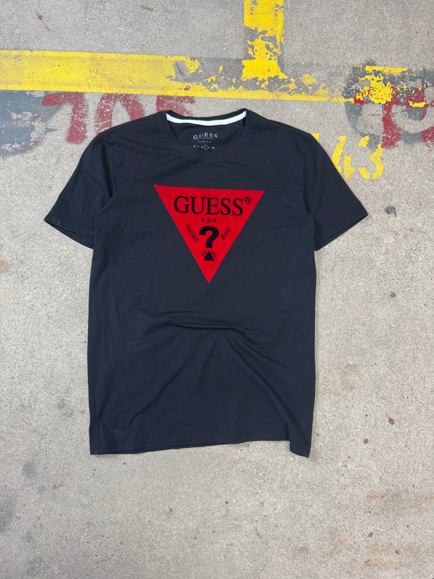 Guess T-Shirt (L)