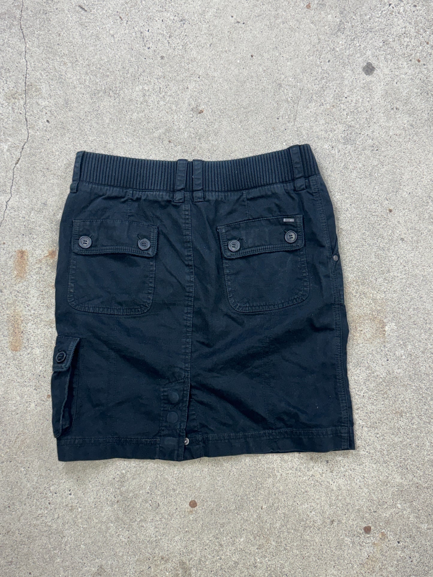 MNG Rock | 38 | M