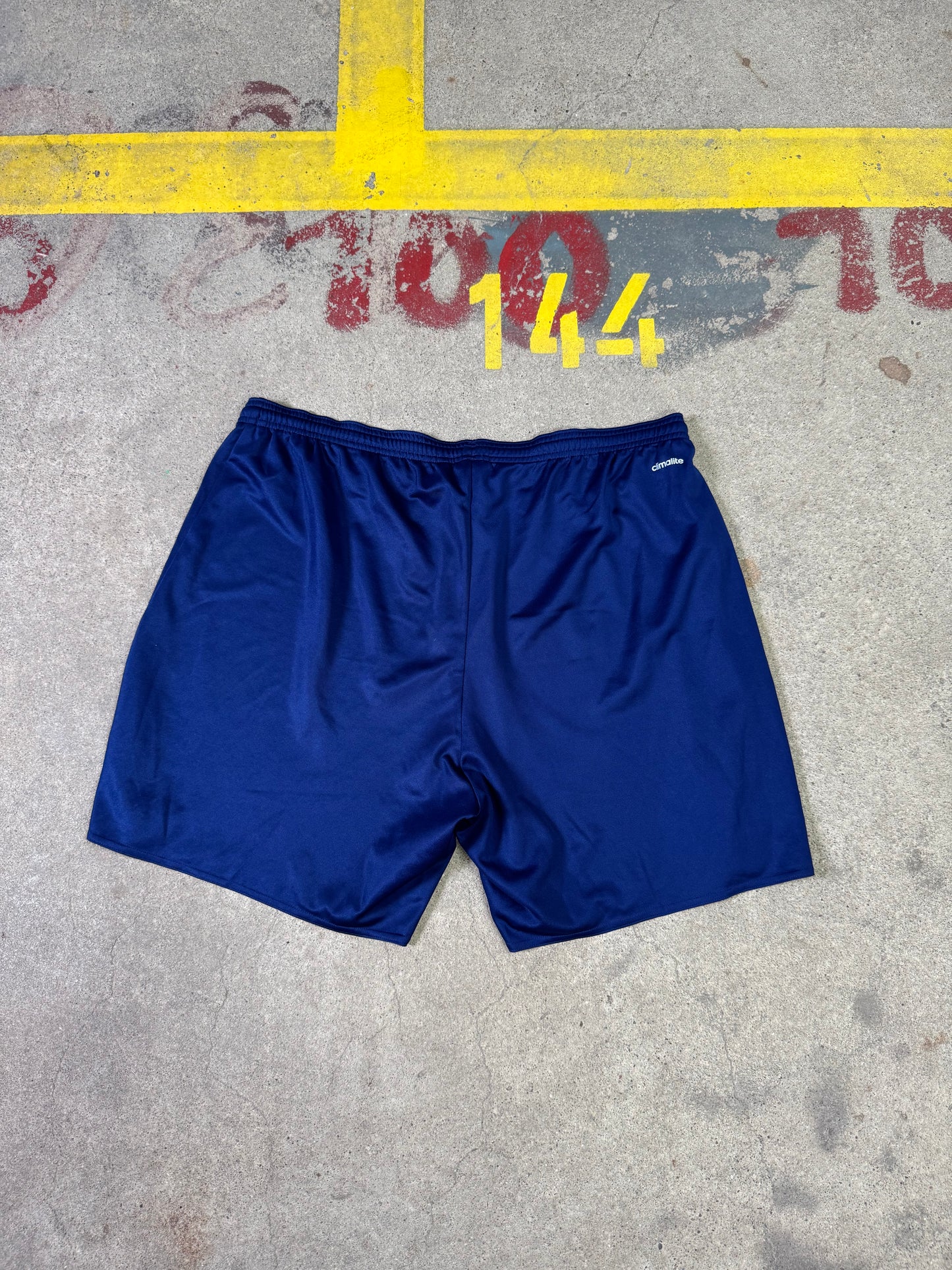 Adidas Short (XL)