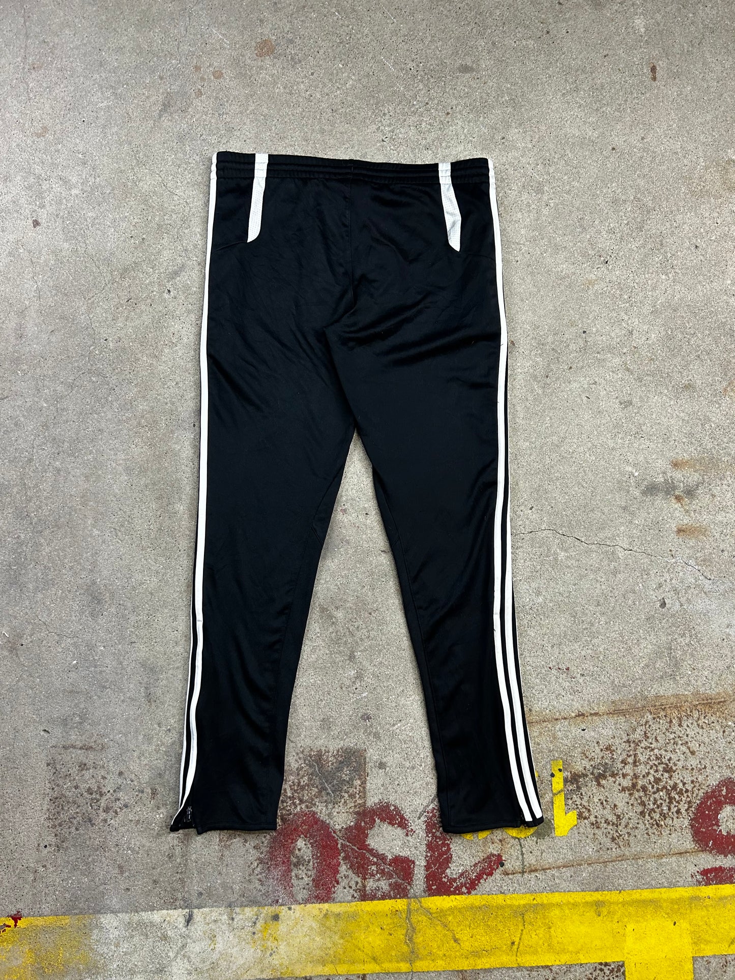 Adidas Jogginghose / 176