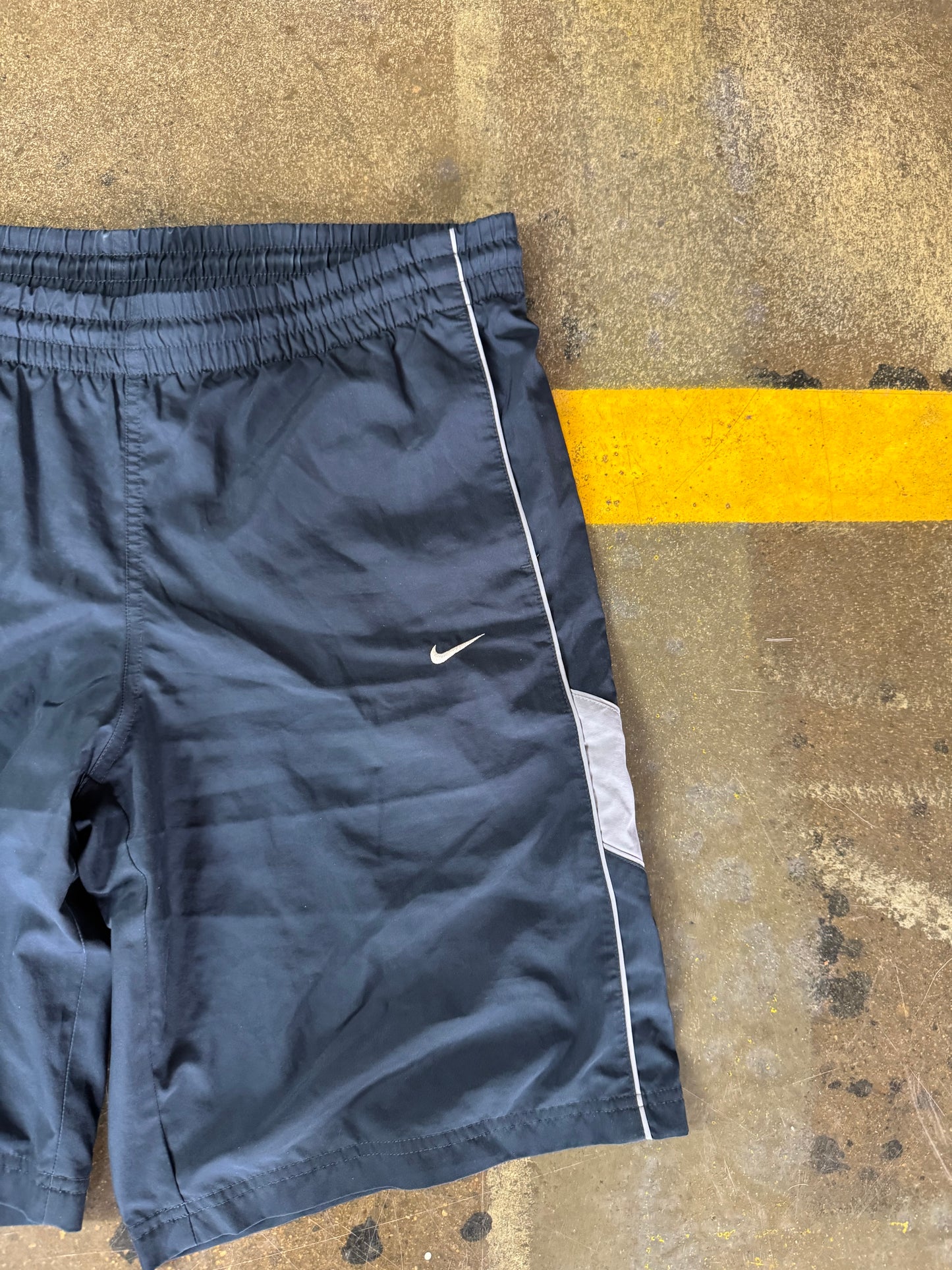 Nike Shorts (L)