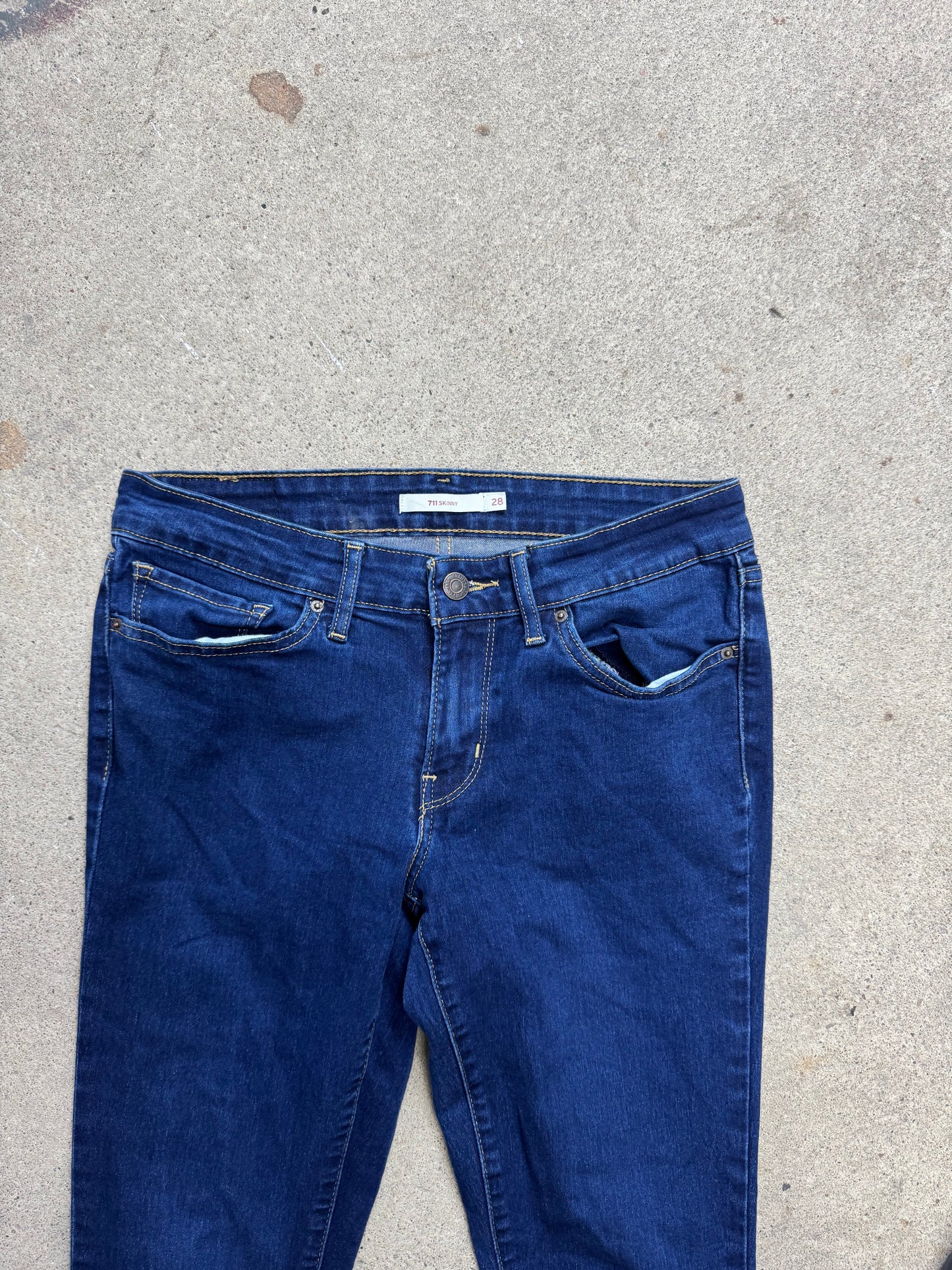 Levis Jeanshose 711 | S
