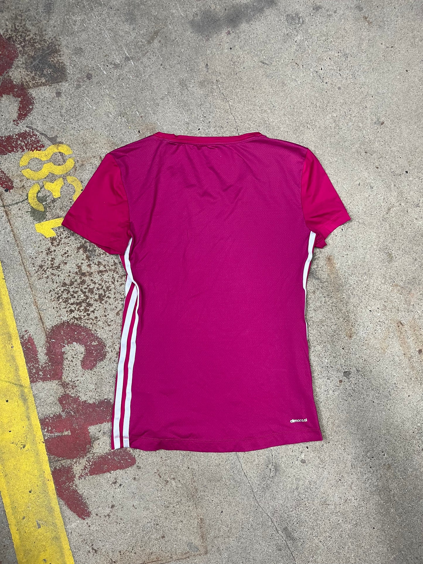 Adidas T-Shirt (XS)