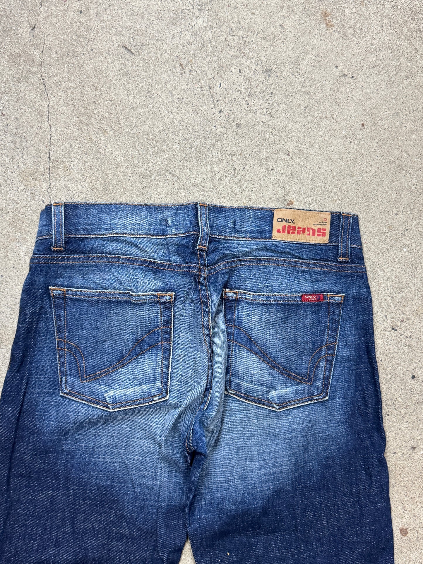 Only Jeanshose | 38 | M