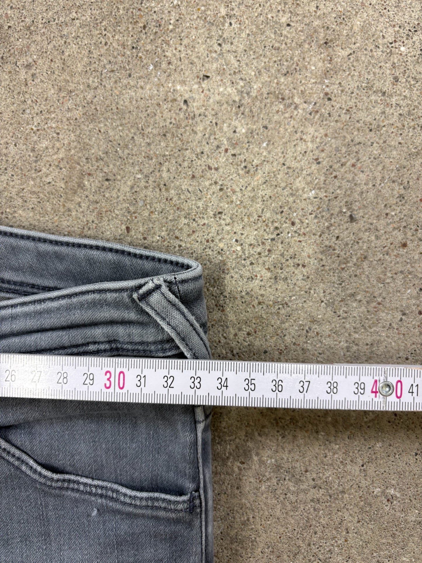 Armani Jeanshose | 26 | S