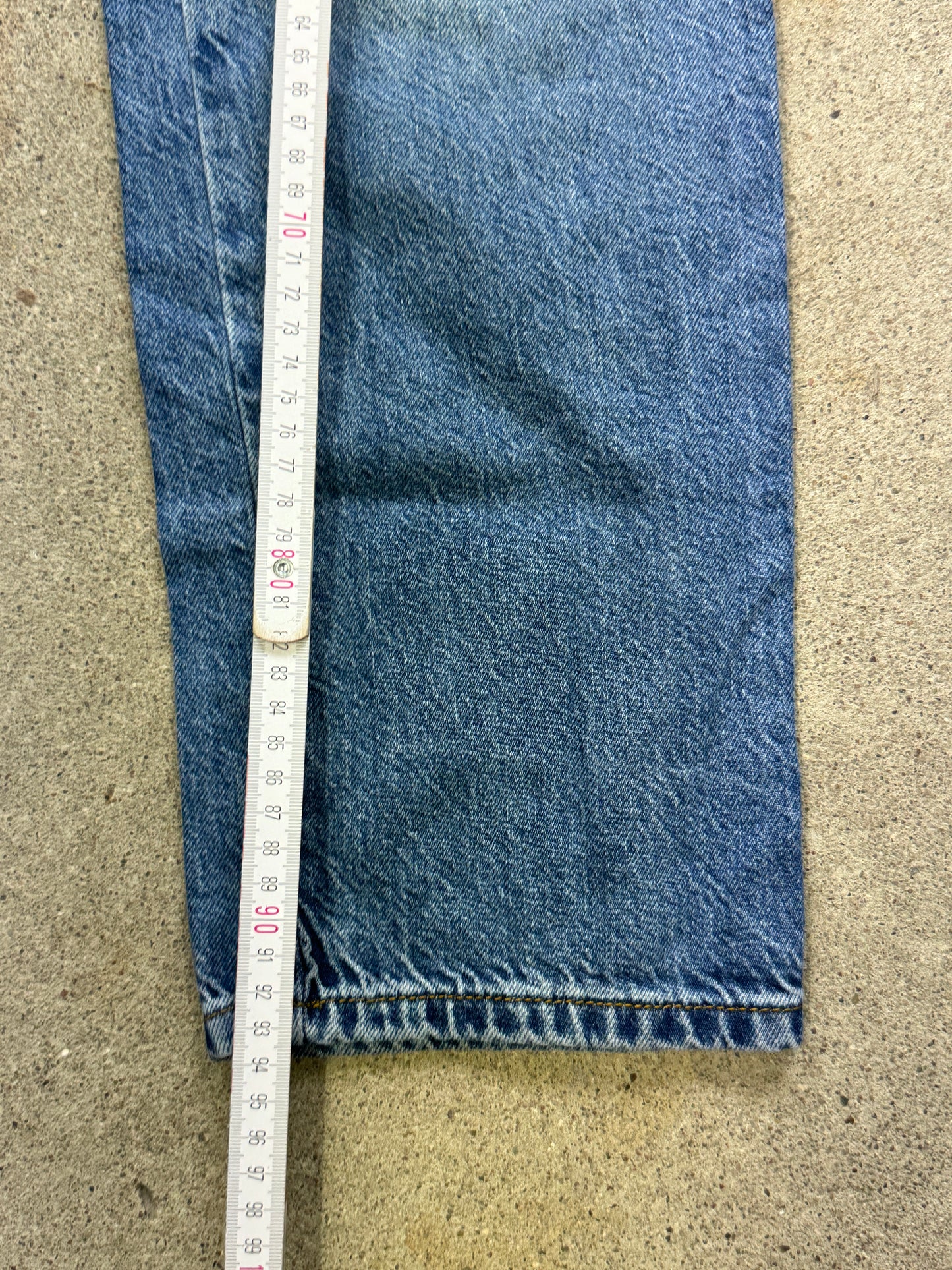 Caroll Jeanshose | 38 | M