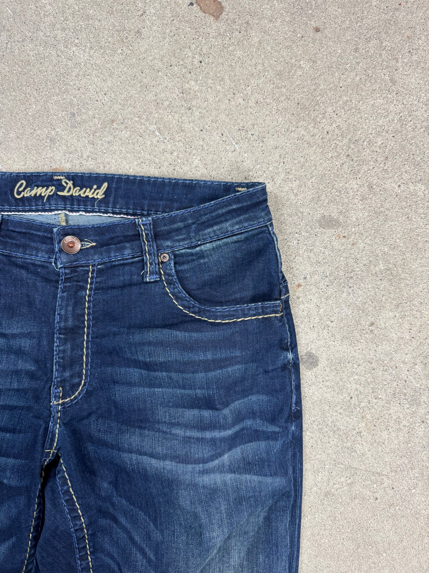 Camp David Jeanshose / L