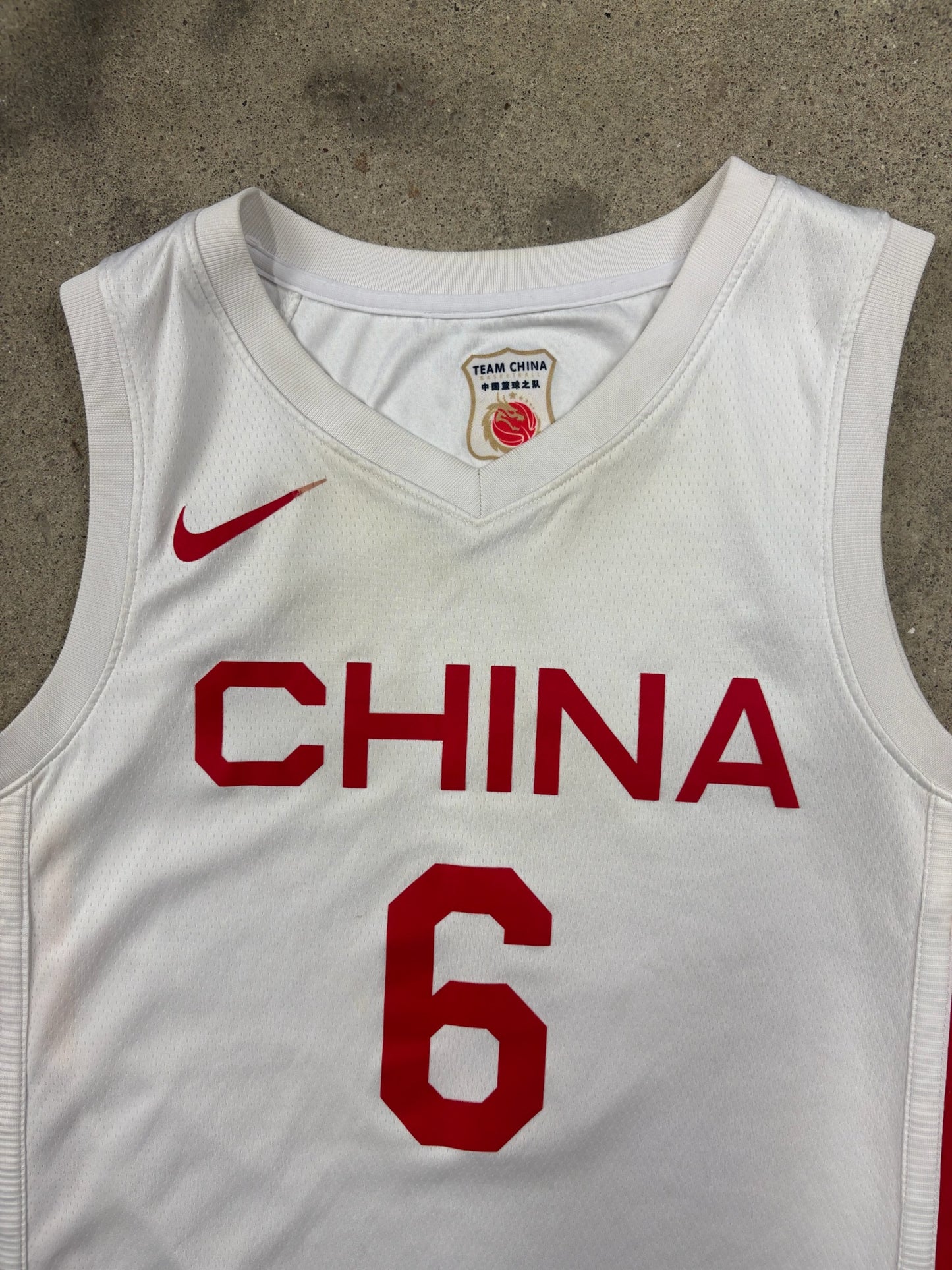 Nike Jersey | China | M
