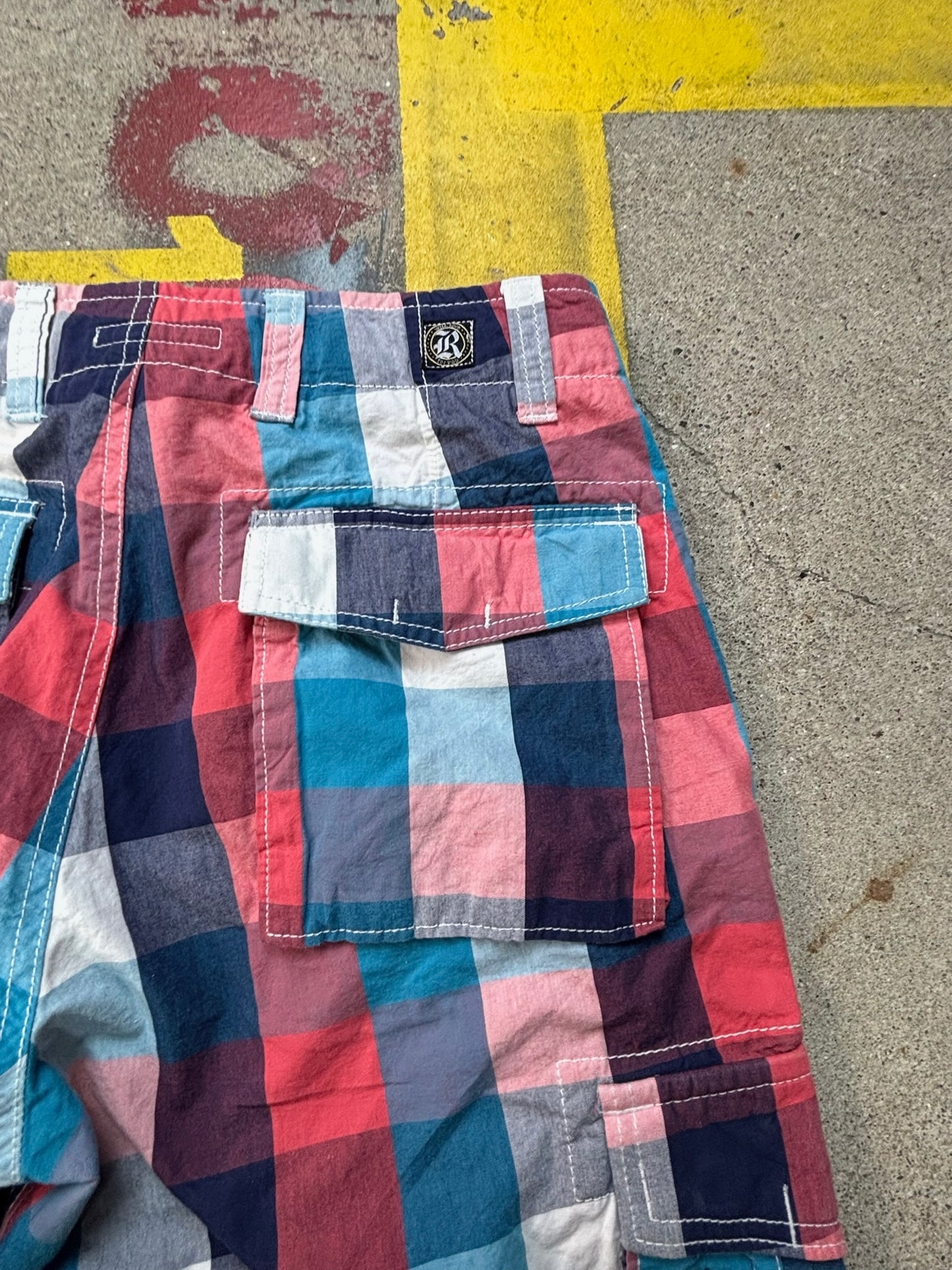 Review Shorts | S