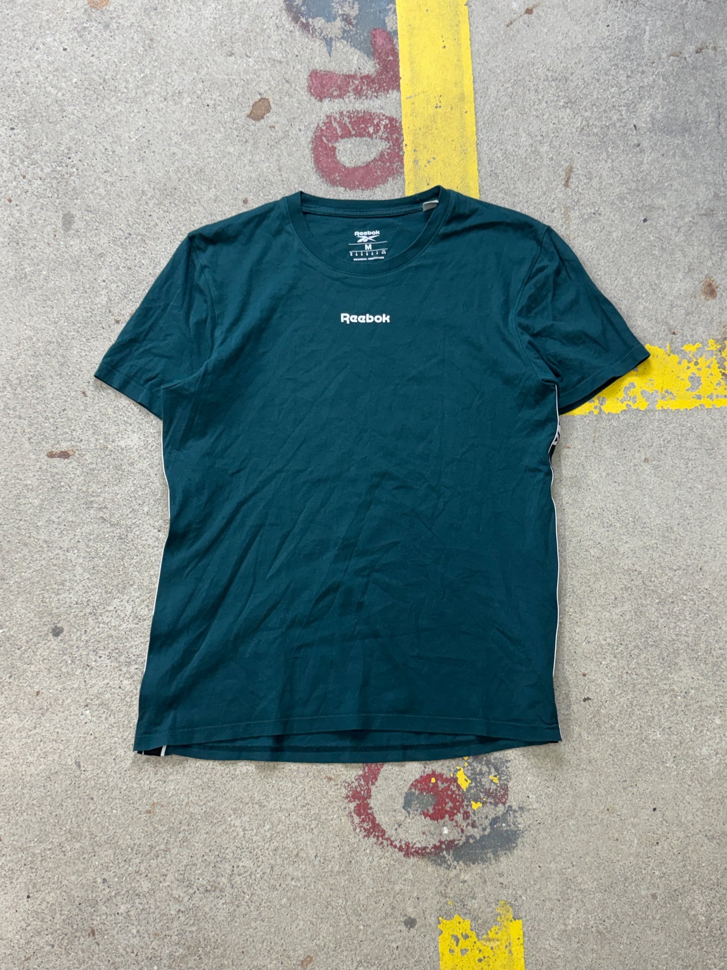 Reebok T-Shirt | M