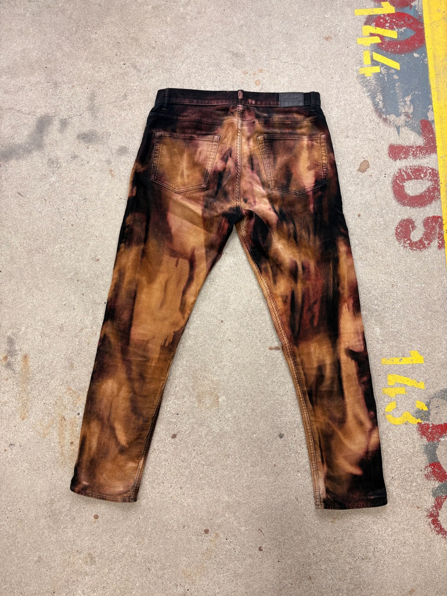 Weekday Hose | W31 | L