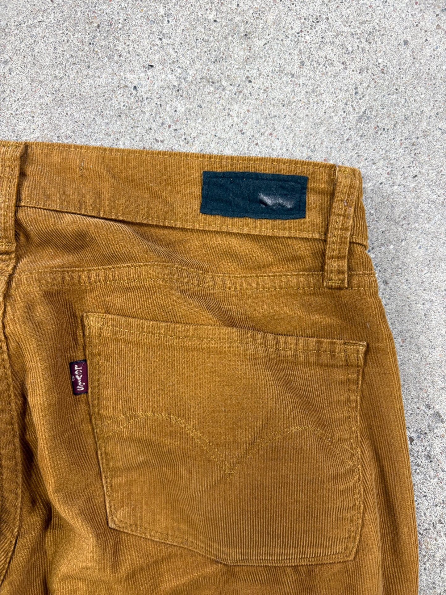 Levis Cordhose | 27 | S