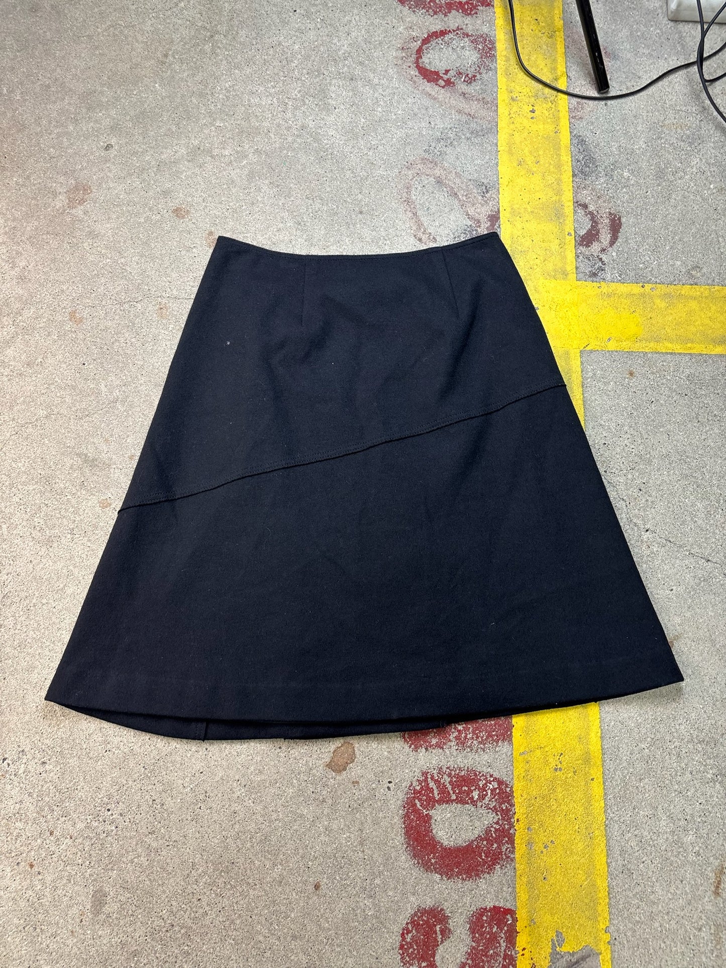 Laurel Rock | S | 36