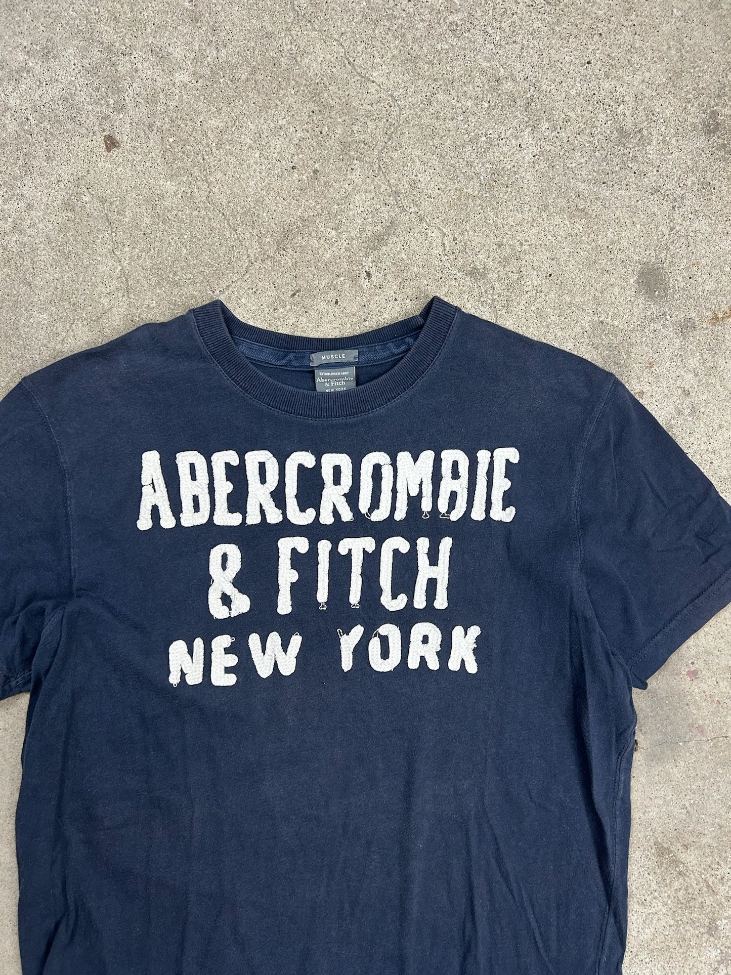 Abercrombie & Fitch T-Shirt | L