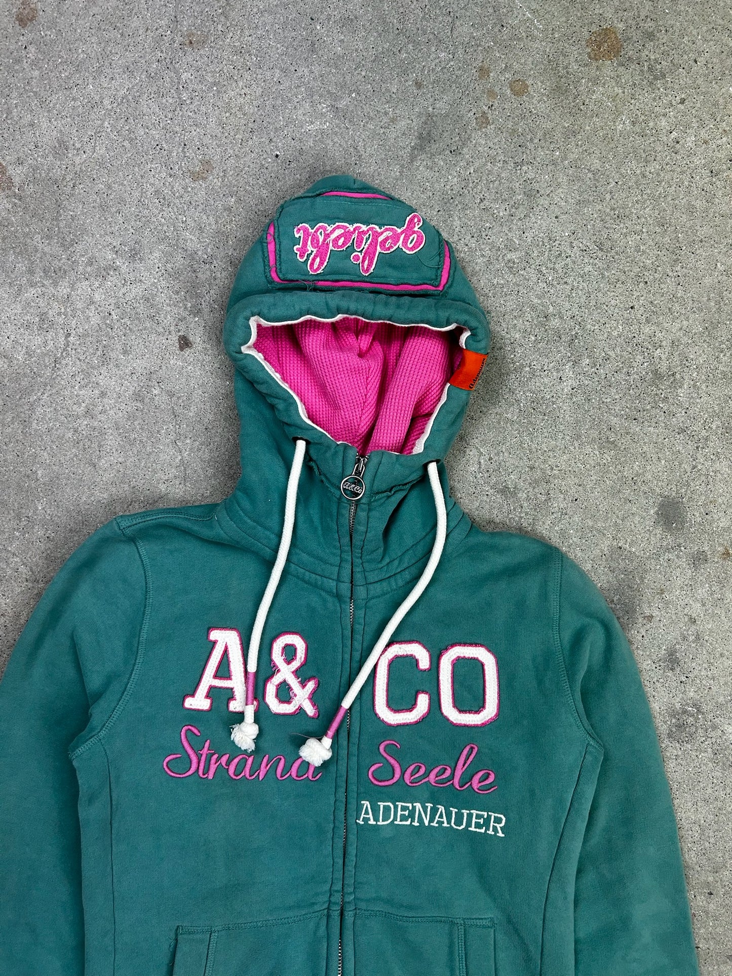 Adenauer & Co ZIP | XS