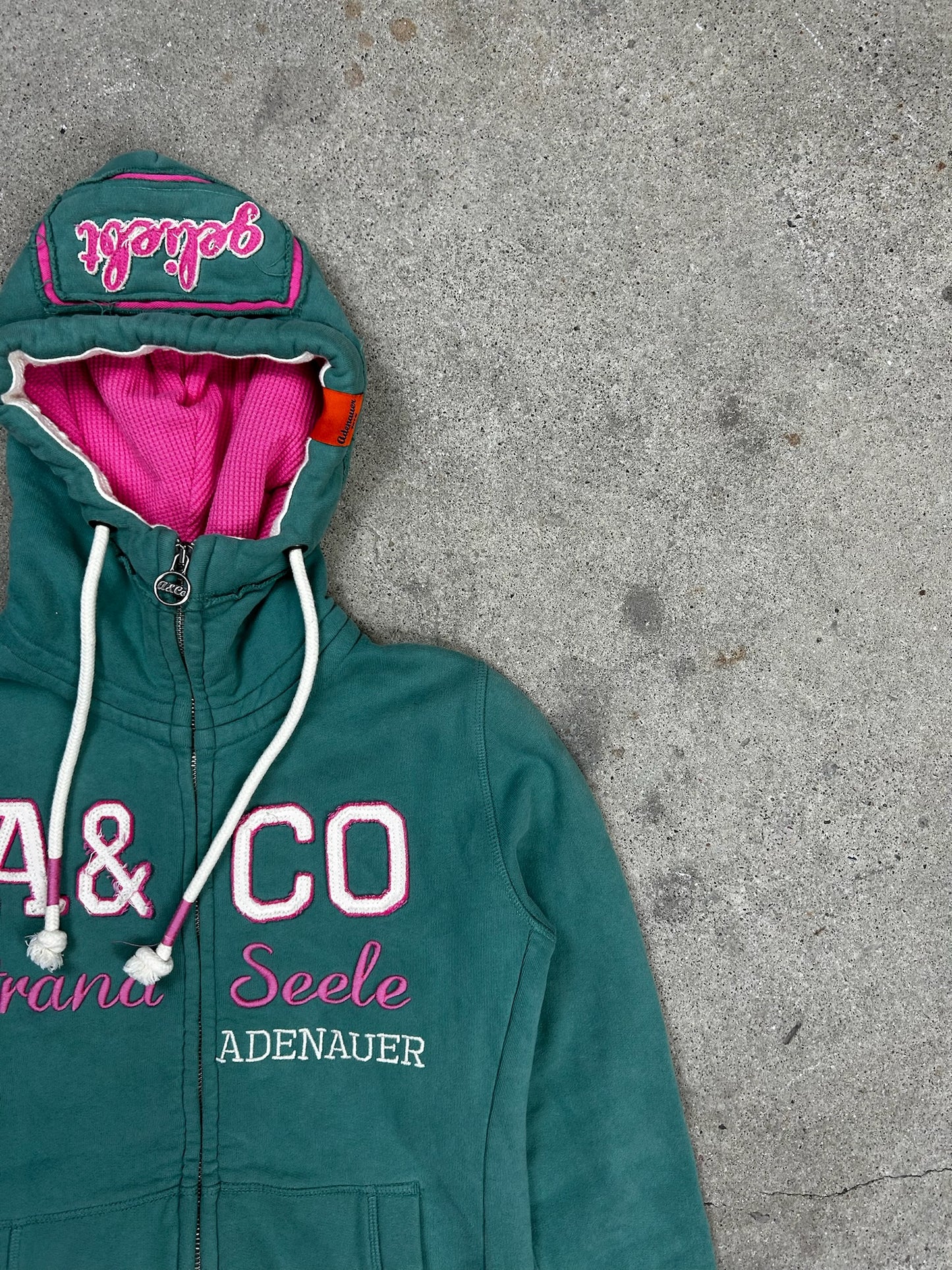 Adenauer & Co ZIP | XS