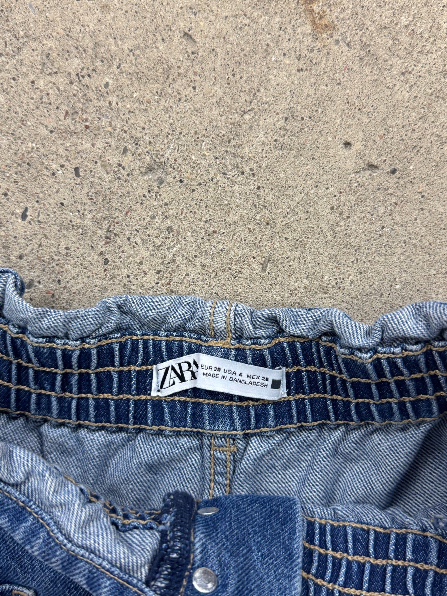 Kurze Jeanshose | 38 | M