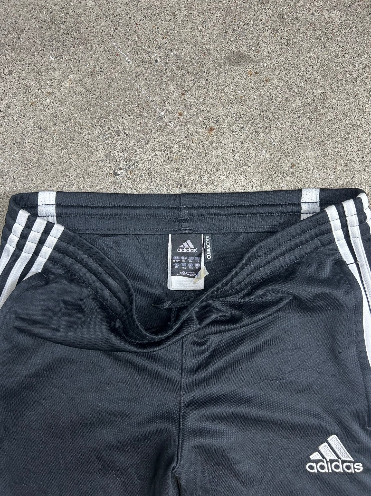 Adidas Jogginghose / 176