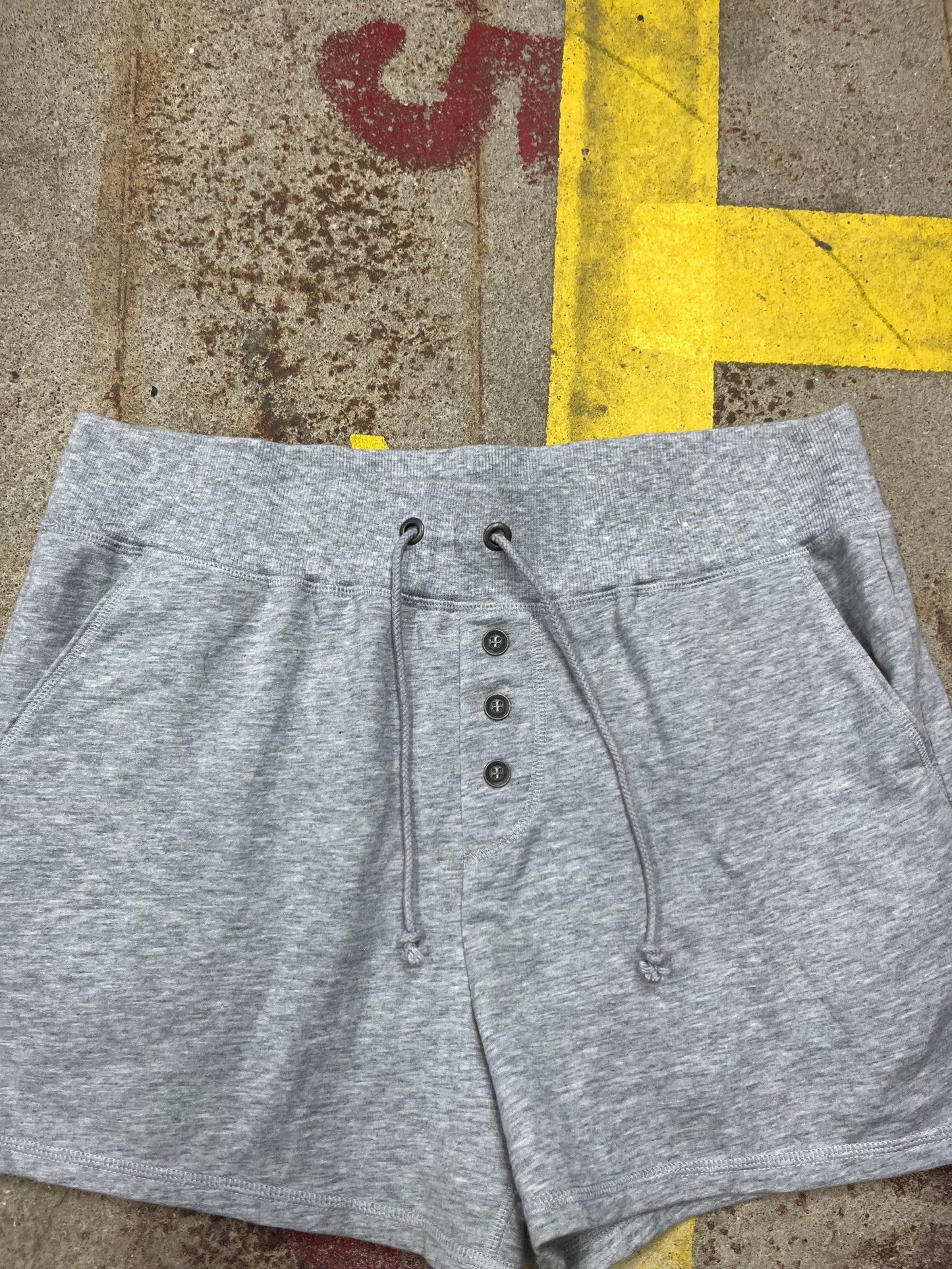 Manguun Shorts (L)