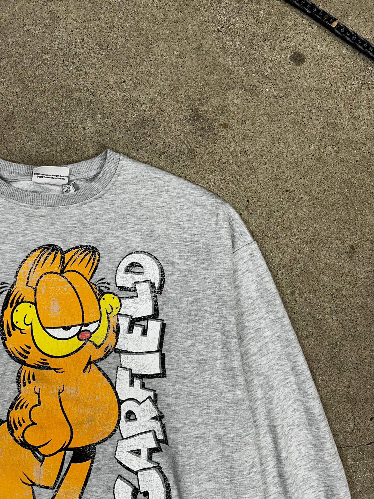 Garfield Sweater | M