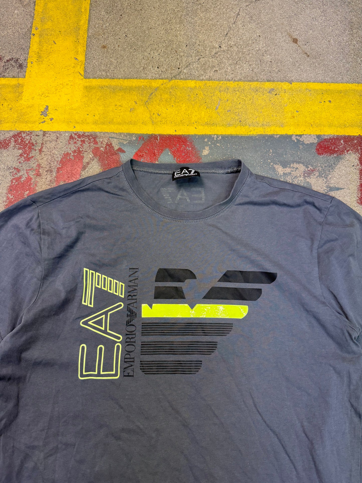 Emporio Armani T-Shirt | L