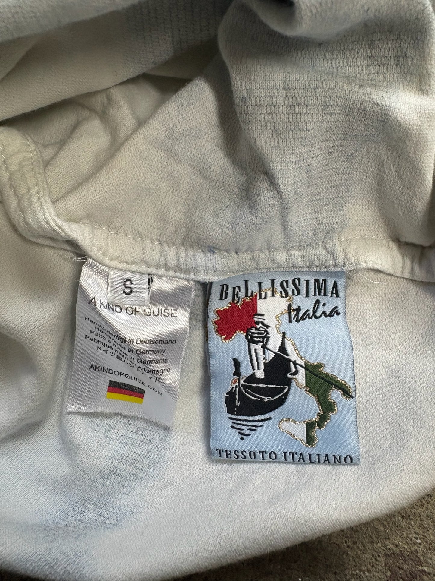 A Kind Of Guide Hemd | S