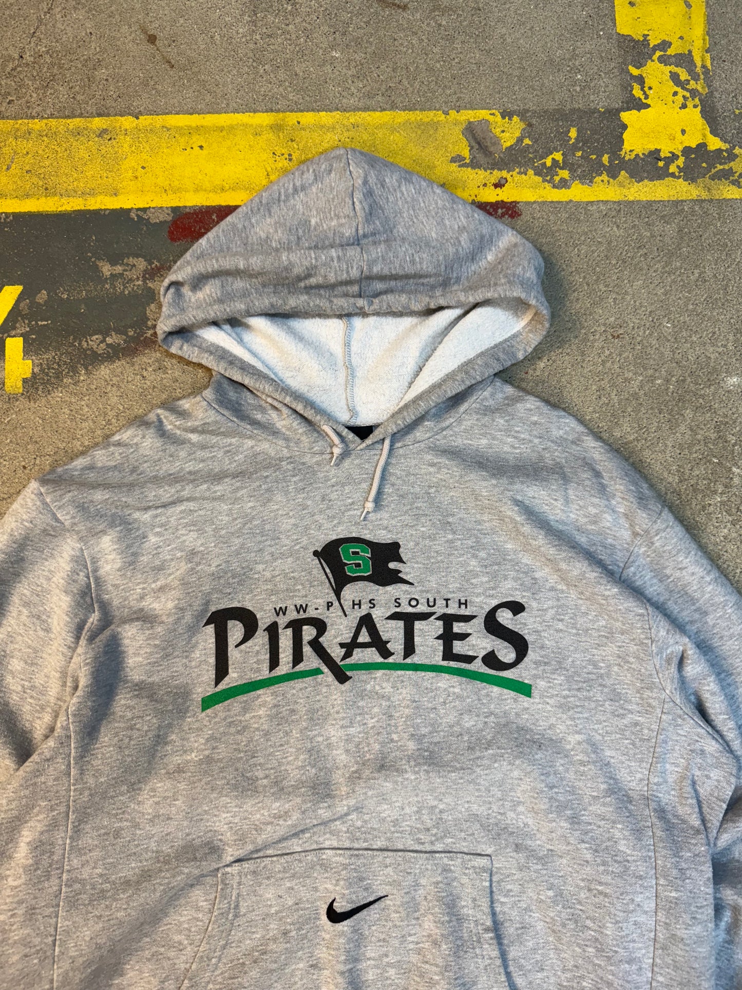 Nike Hoodie (XL)