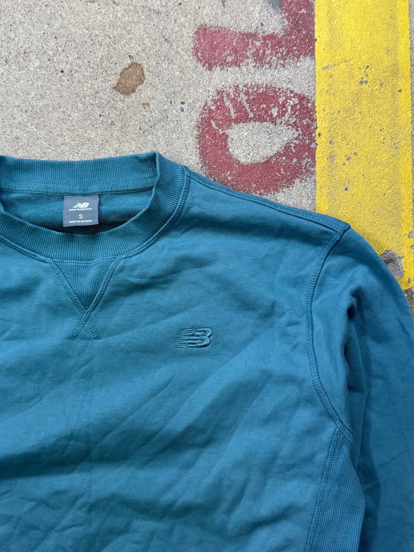 New Balance Sweater | S